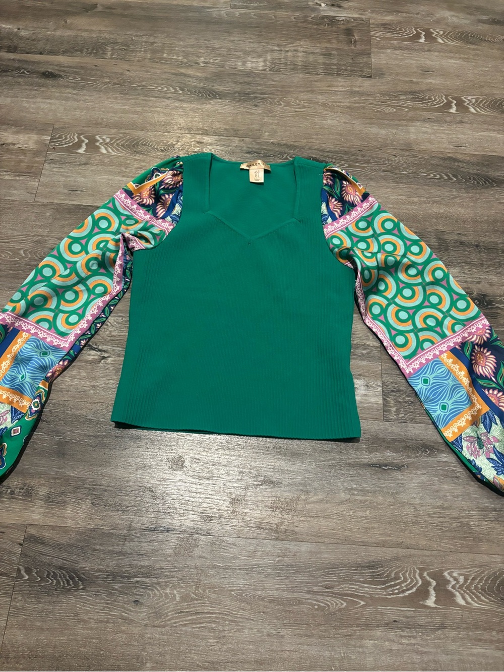 Bailey 44 Green Knit Top with Multicolor Printed blouson Puff Sleeves size sm